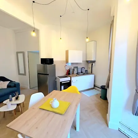 Apartment Au Pied De La Basilique *