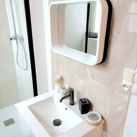 Appartement Au Pied De La Basilique Saint-Quentin (Aisne)